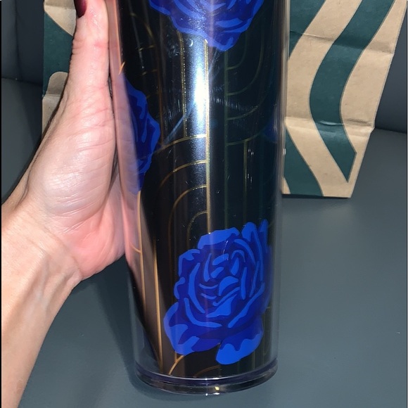 ❌SOLD❌Starbucks Fall 2020 blue rose 24oz tumbler - Picture 4 of 10